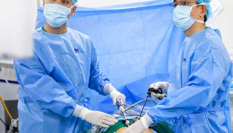 dieu-tri-thoat-vi-ben-phat-hien-buou-giap