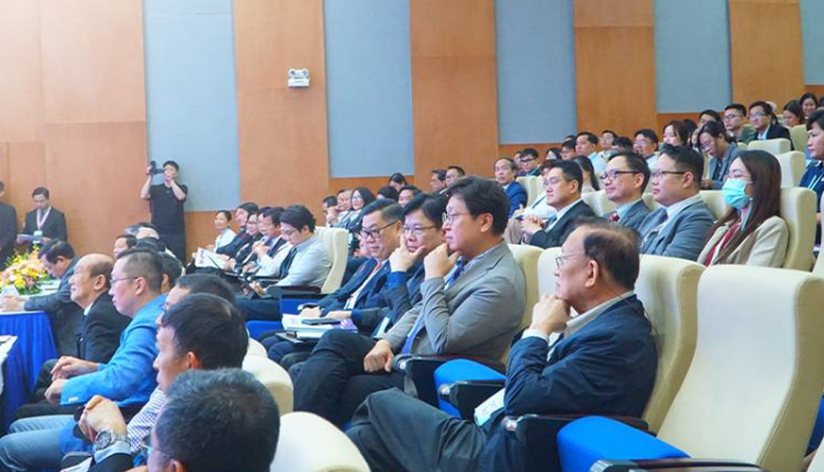 hon-30-chuyen-gia-thuoc-he-thong-bvdk-tam-anh-tham-gia-hoi-nghi-khoa-hoc-lan-thu-17-cua-hoi-tiet-nieu-than-hoc-viet-nam